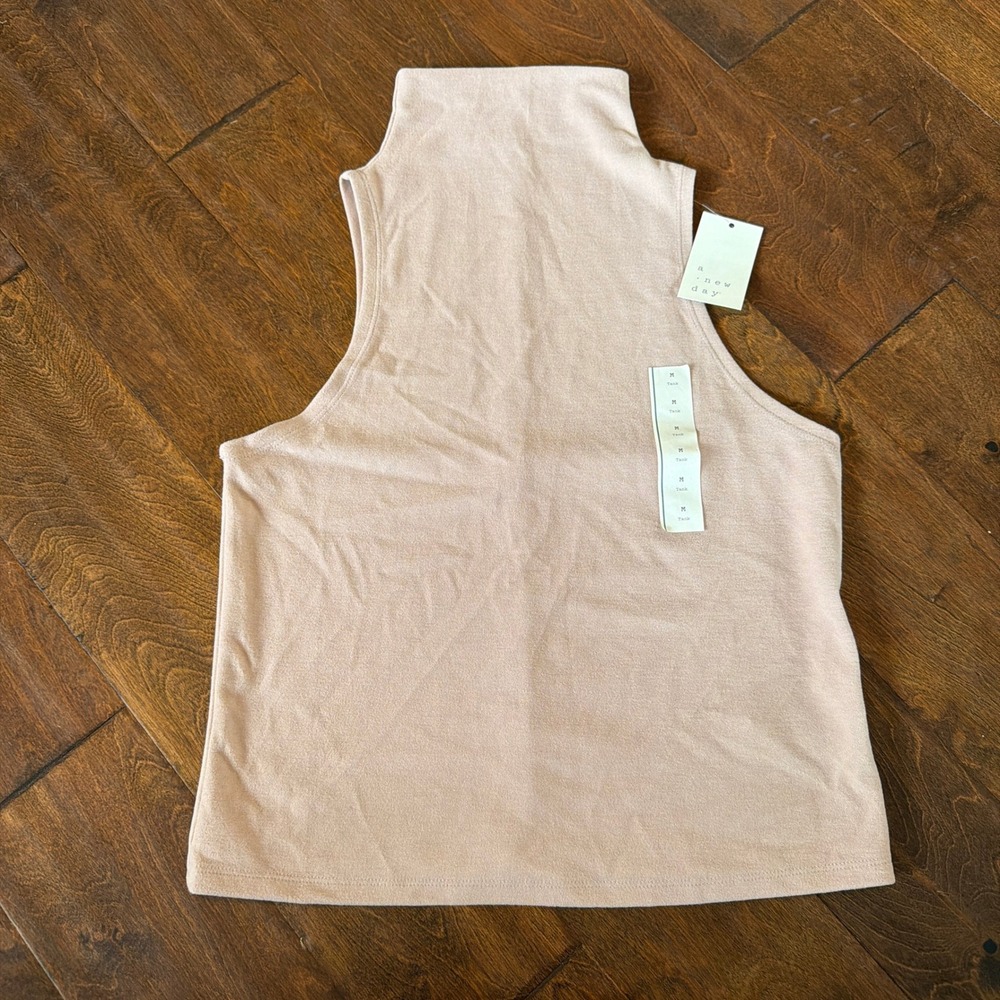 A New Day Women Pink Mock Neck Sleeveless Brushed Microfiber Tank Top Size M NWT
